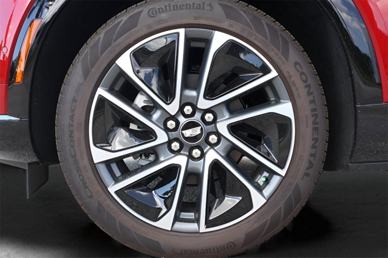 2025 Cadillac OPTIQ Sport 1