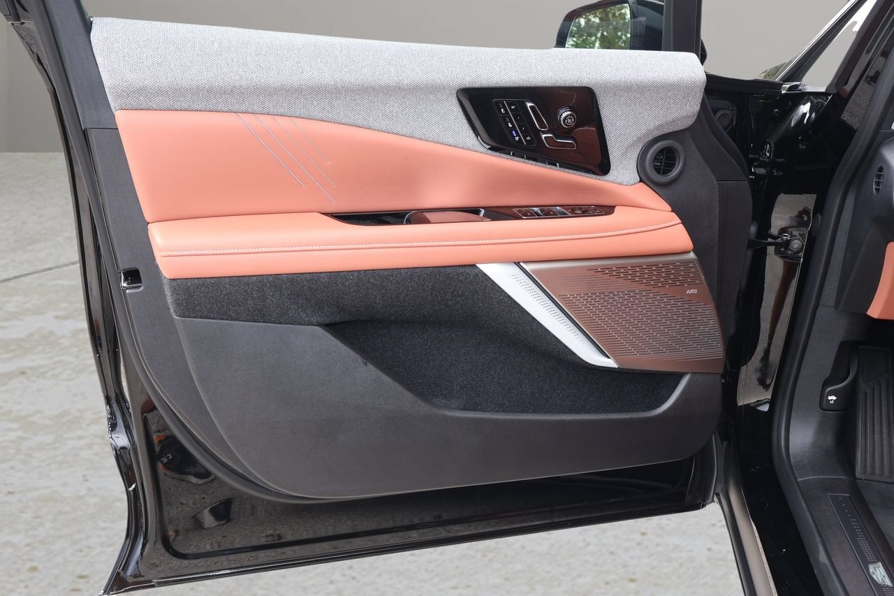 2027 Cadillac OPTIQ Premium Sport