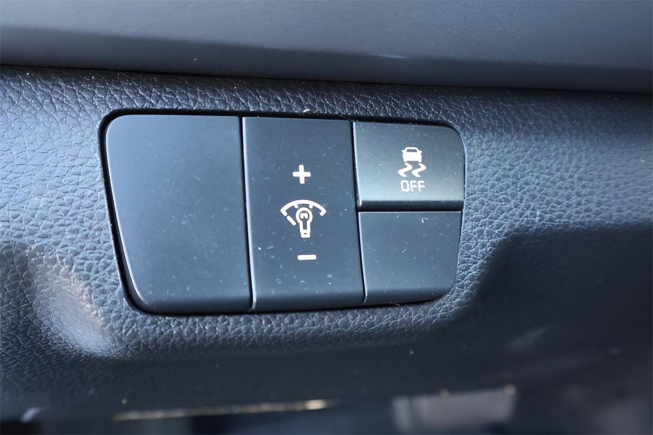 2023 Kia Rio 5-Door S