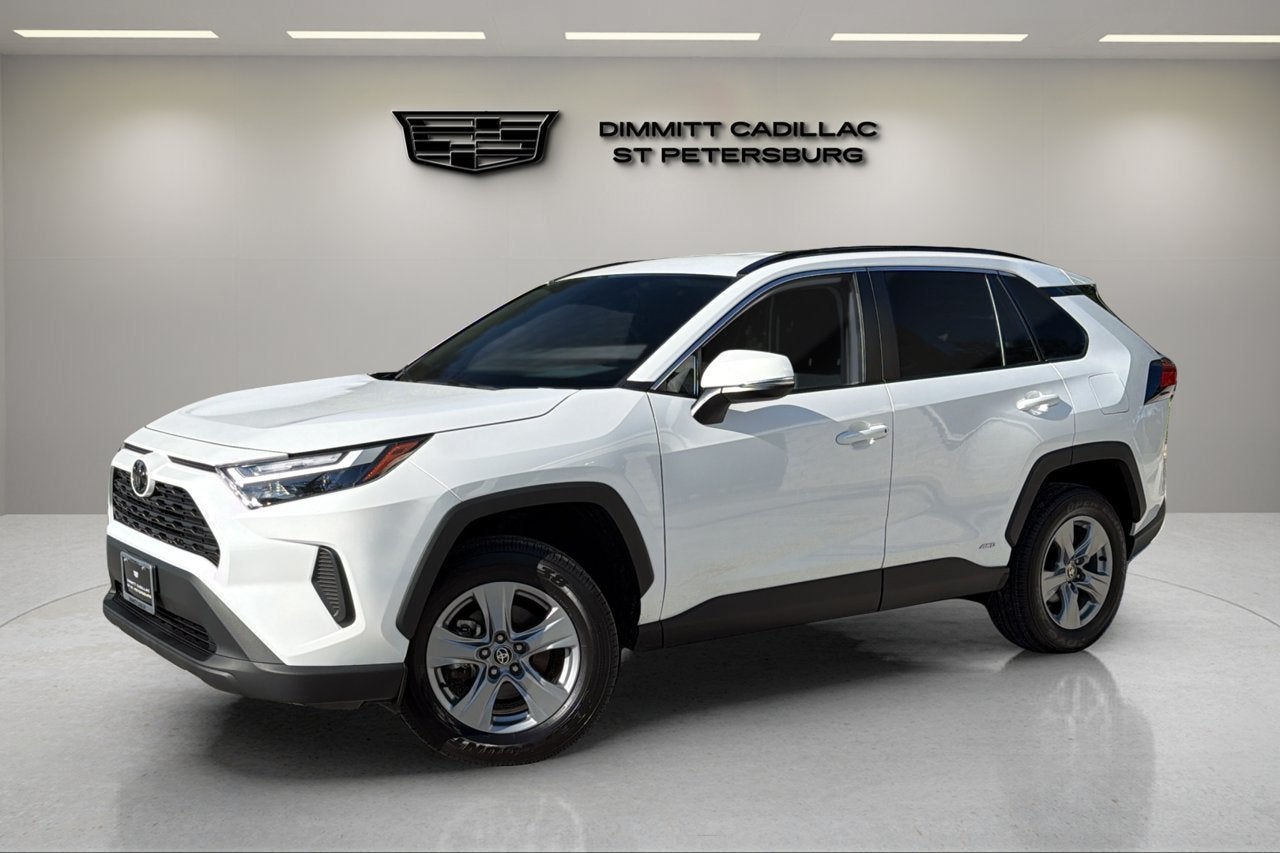 2025 Toyota RAV4 Hybrid XLE