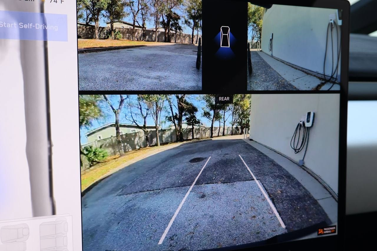 2024 Tesla Cybertruck Cyberbeast