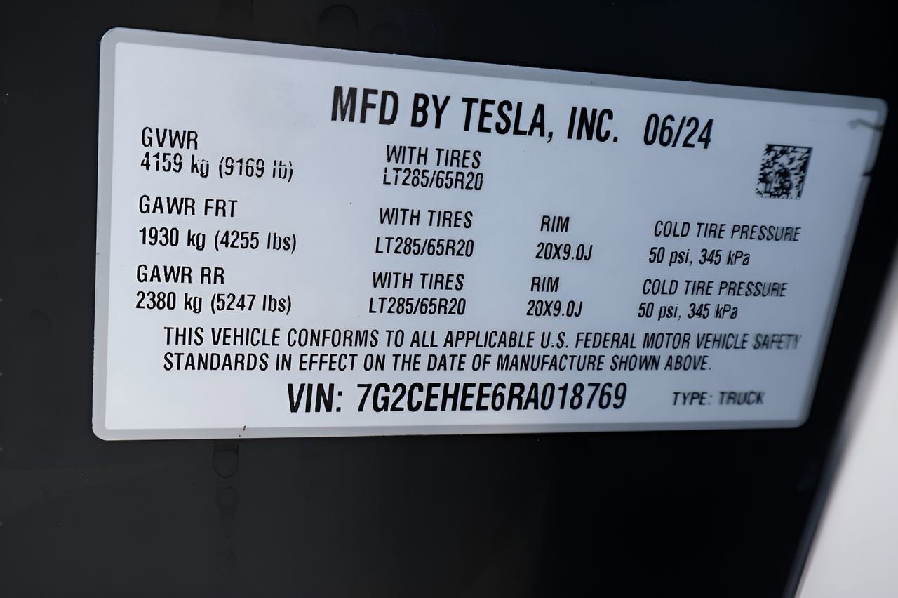 2024 Tesla Cybertruck Cyberbeast