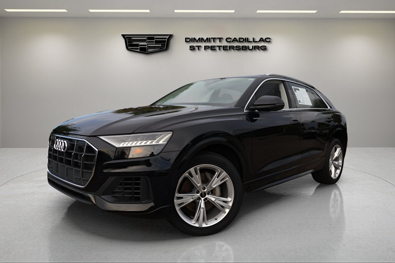 2023 Audi Q8 Premium
