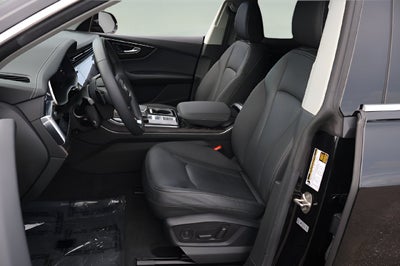 2023 Audi Q8 Premium