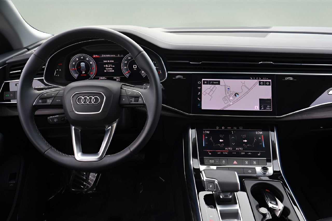 2023 Audi Q8 Premium