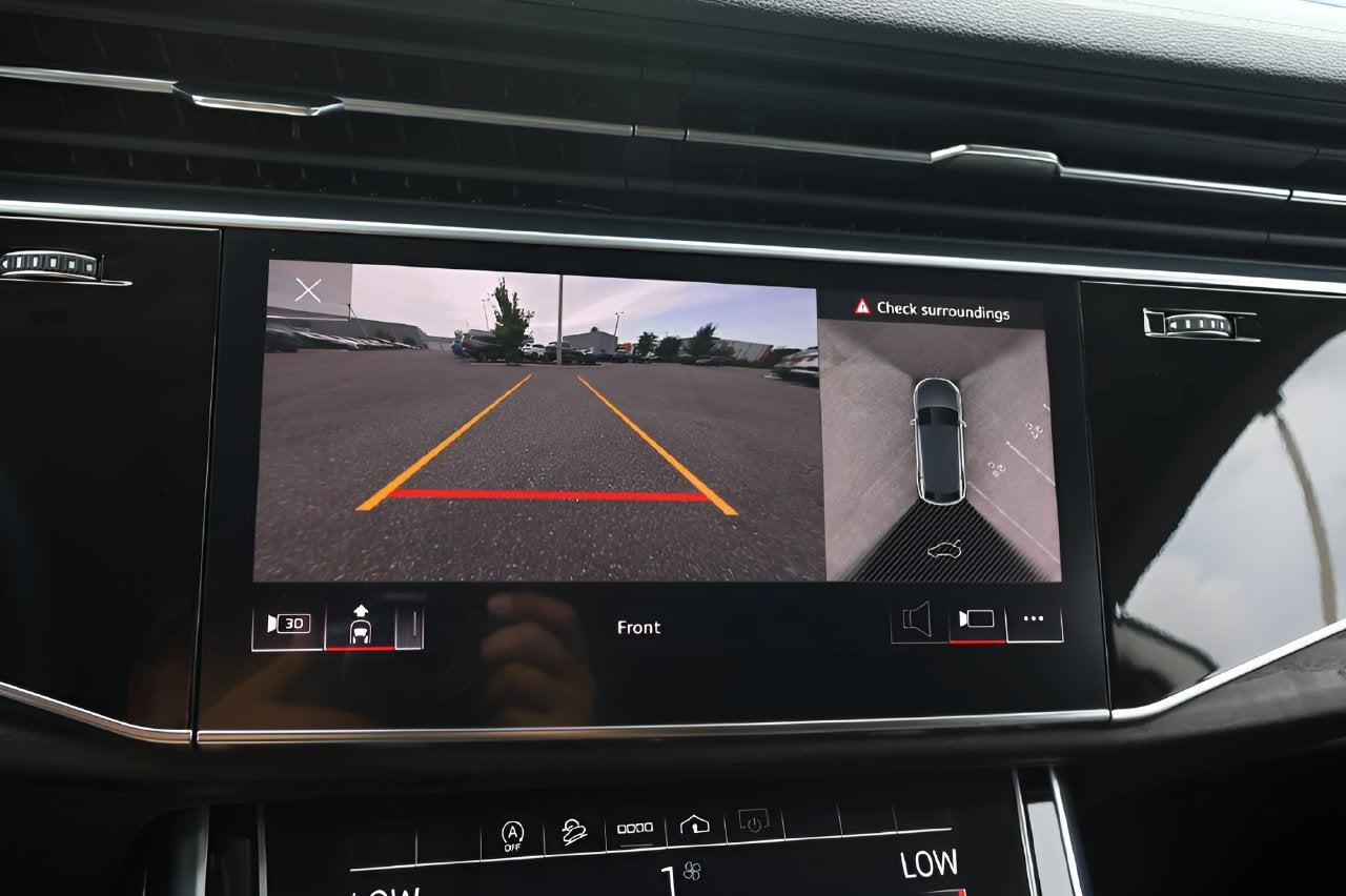 2023 Audi Q8 Premium