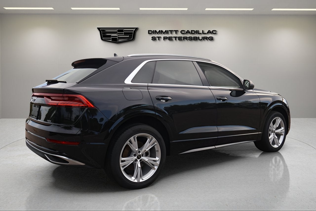 2023 Audi Q8 Premium