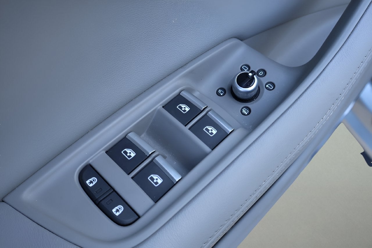 2023 Audi Q7 Premium Plus