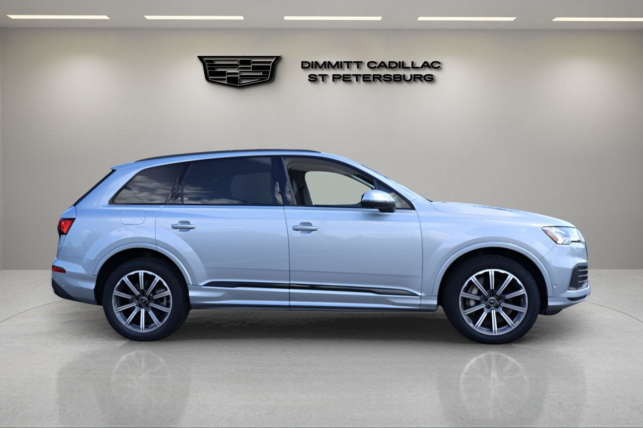 2023 Audi Q7 Premium Plus