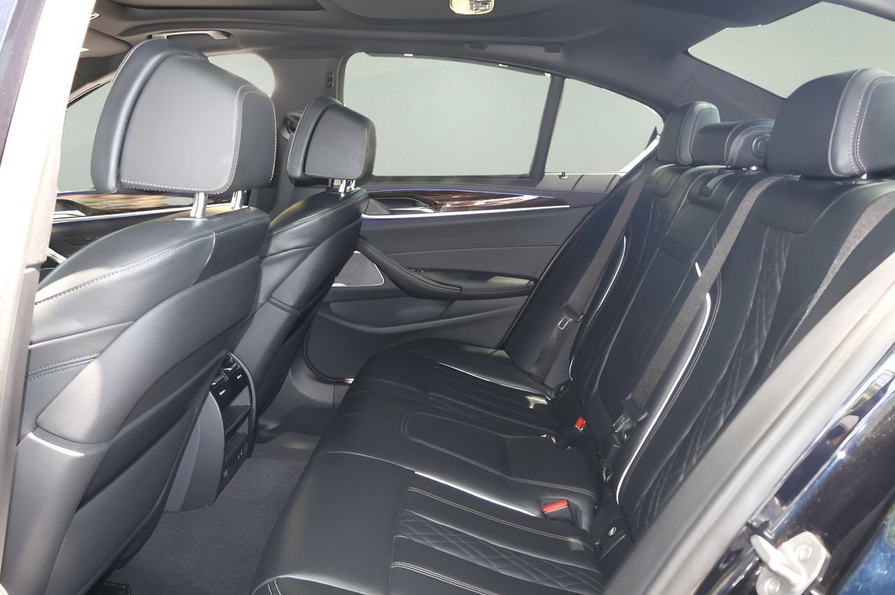 2022 BMW 5 Series M550i xDrive