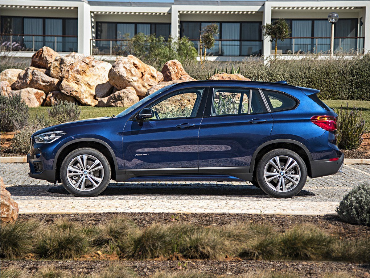 2017 BMW X1 sDrive28i's photo