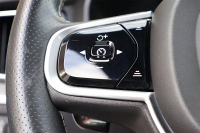 2018 Volvo XC60 R-Design