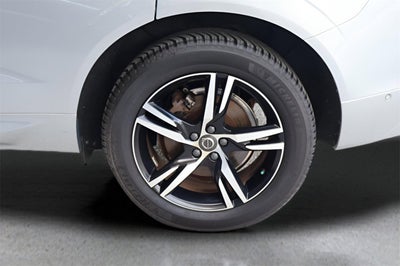 2018 Volvo XC60 R-Design