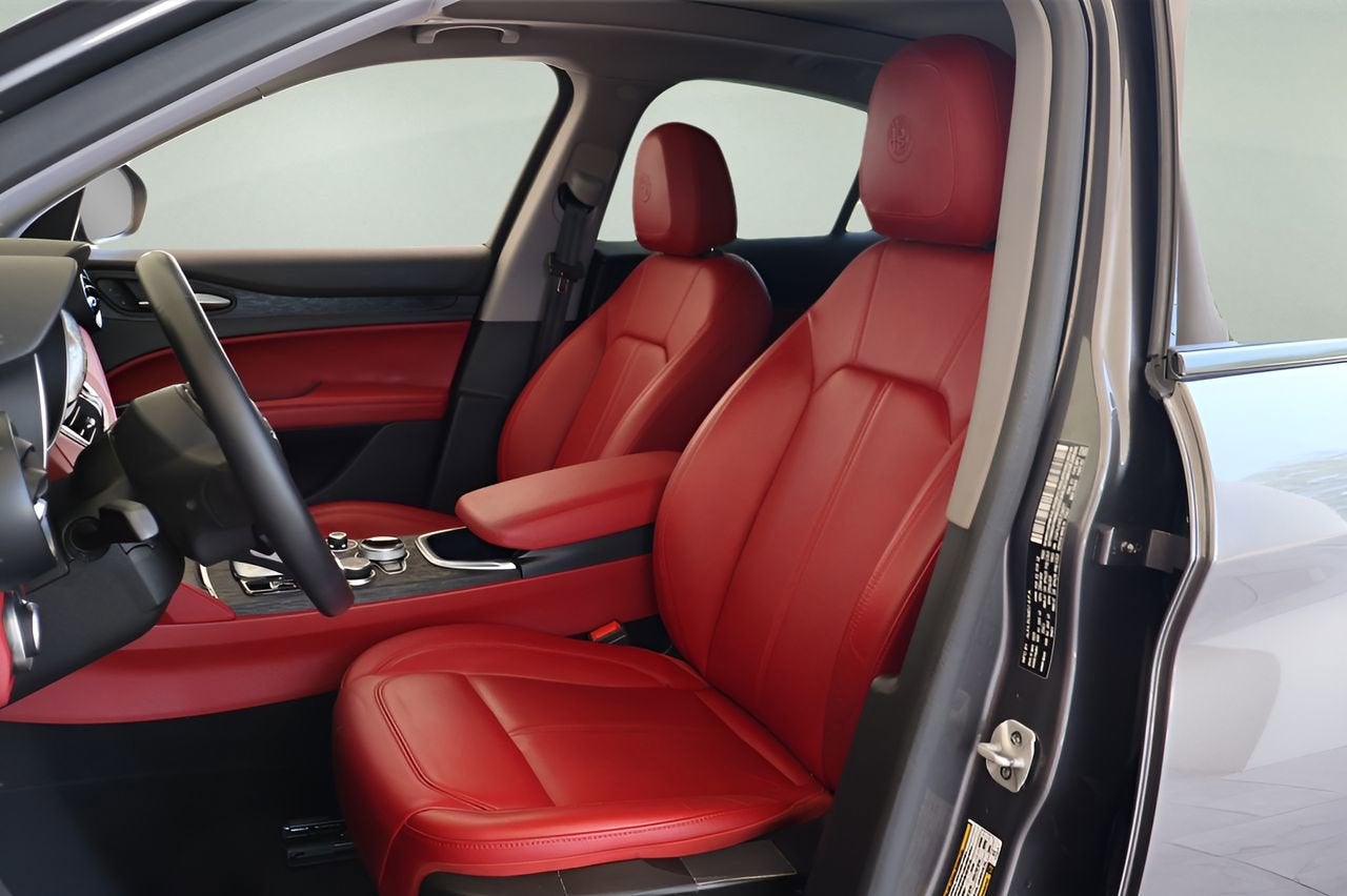 2020 Alfa Romeo Stelvio Base