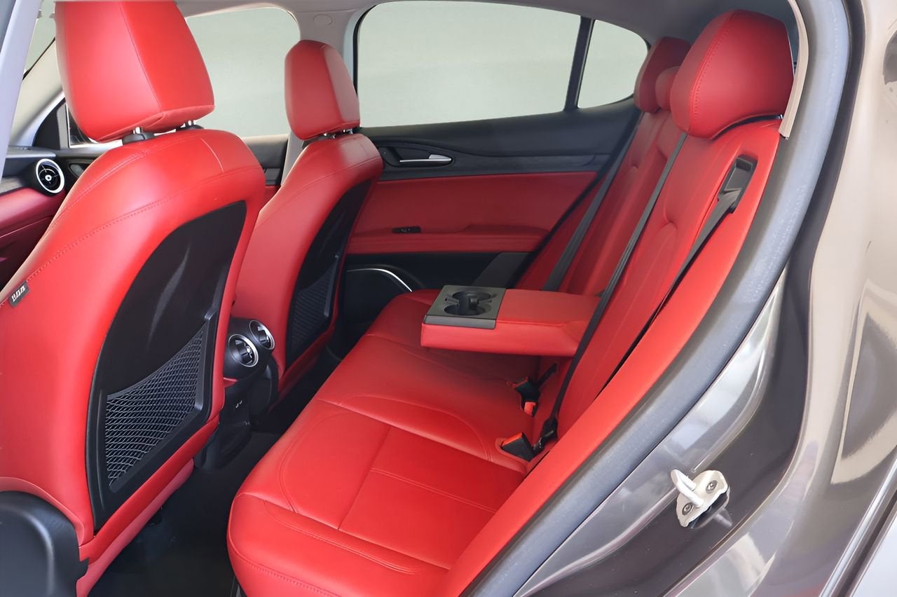 2020 Alfa Romeo Stelvio Base