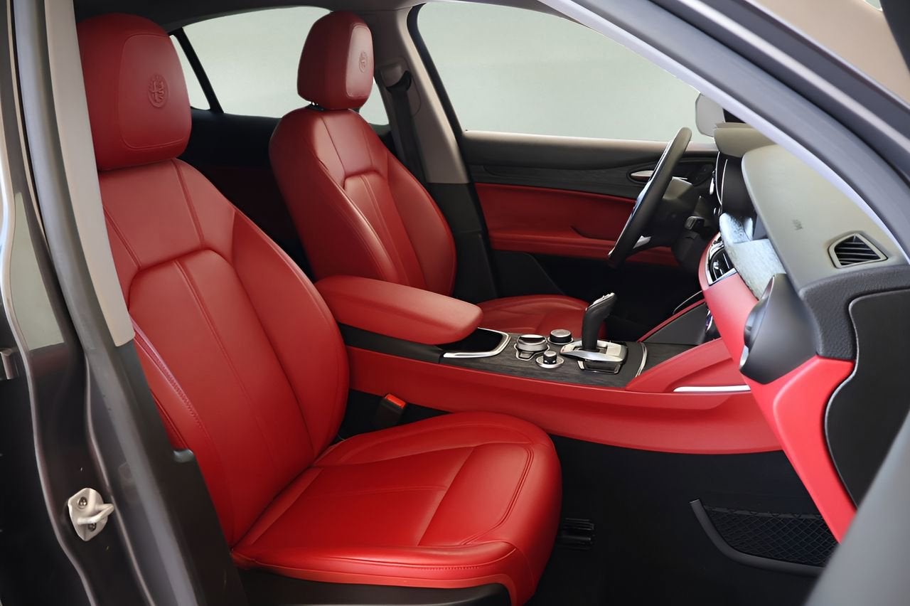 2020 Alfa Romeo Stelvio Base