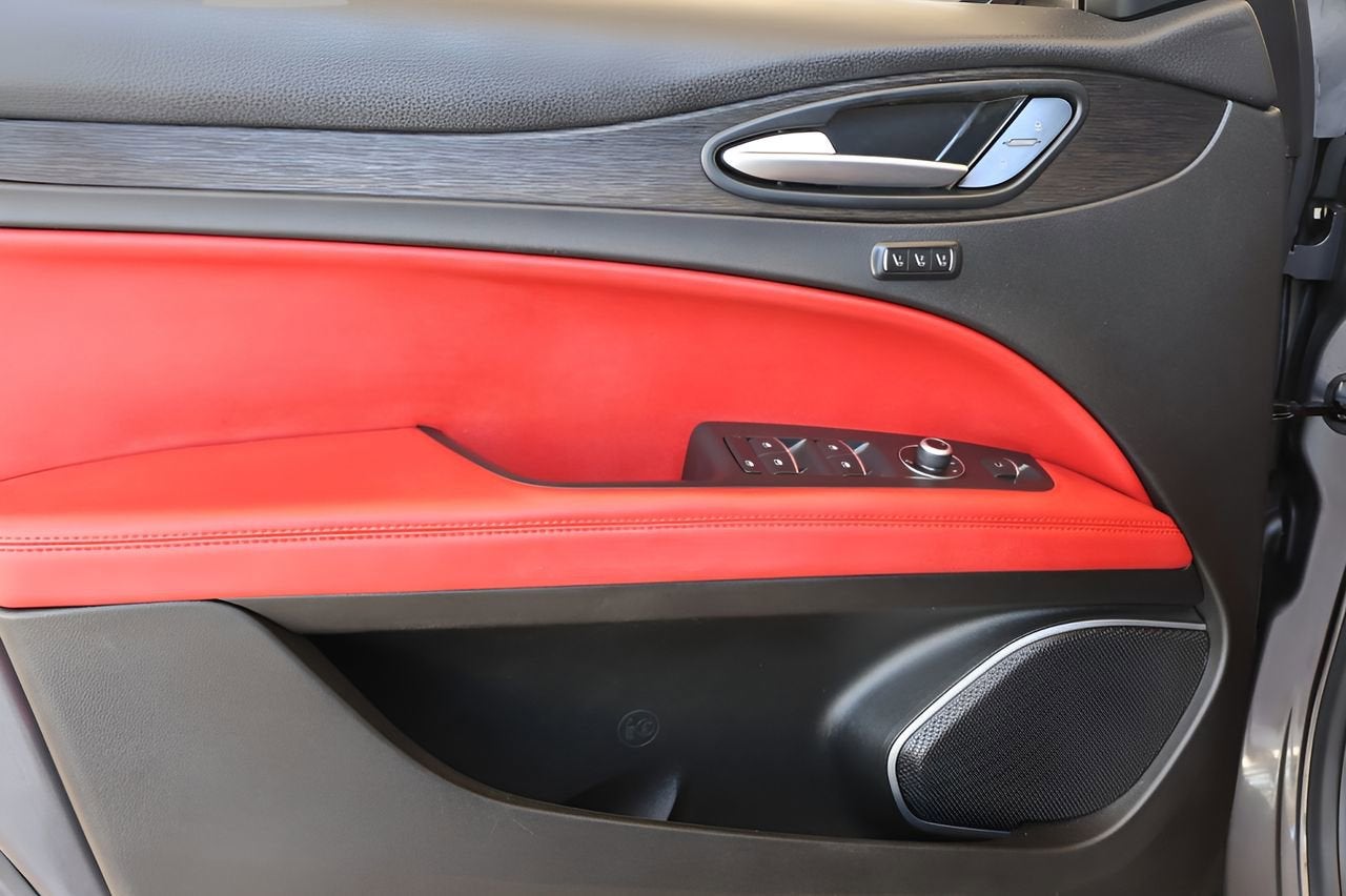 2020 Alfa Romeo Stelvio Base
