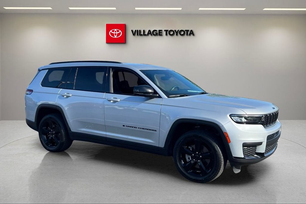 2023 Jeep Grand Cherokee L Altitude