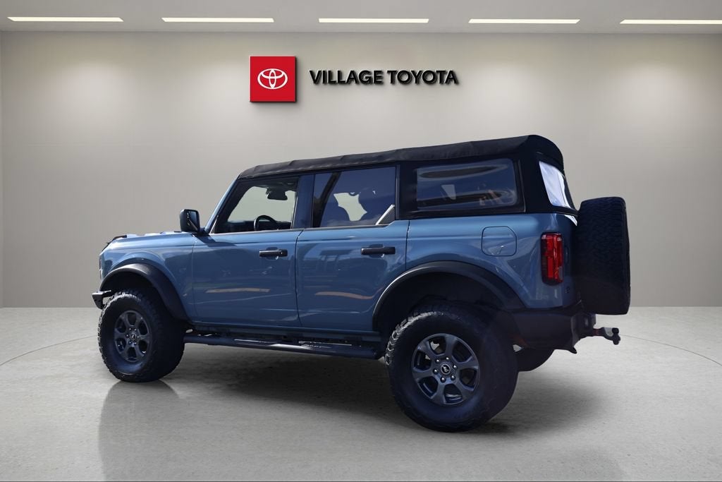 2021 Ford Bronco Base