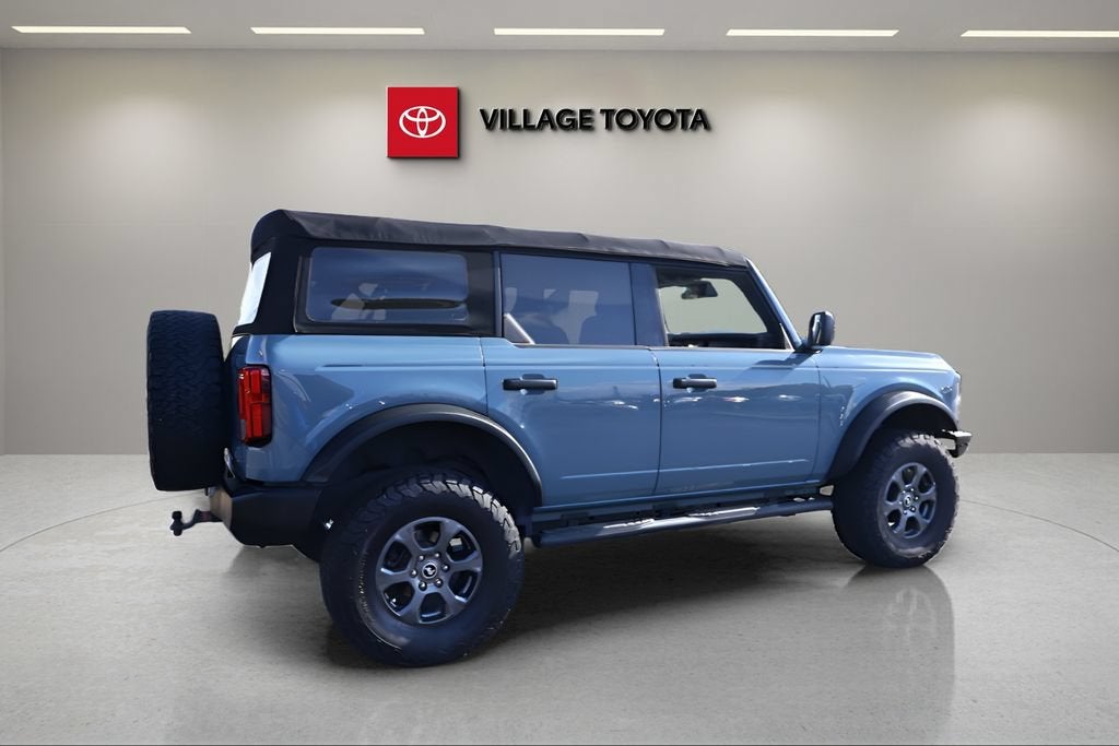 2021 Ford Bronco Base