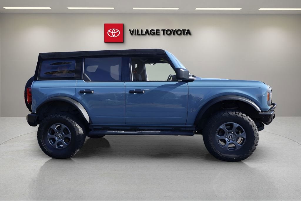 2021 Ford Bronco Base