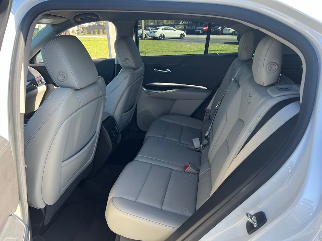 2023 Cadillac XT4 Luxury