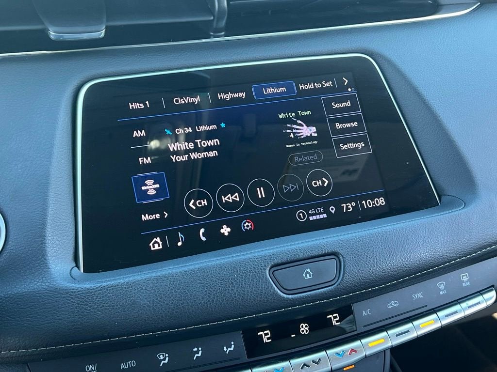 2023 Cadillac XT4 Luxury