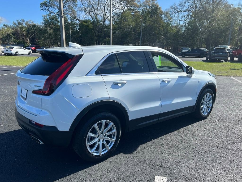 2023 Cadillac XT4 Luxury