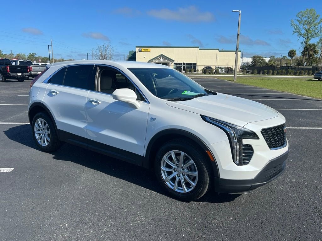 2023 Cadillac XT4 Luxury