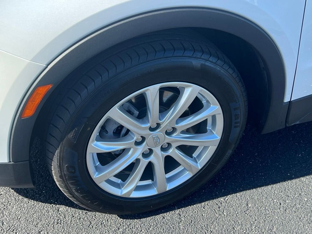 2023 Cadillac XT4 Luxury