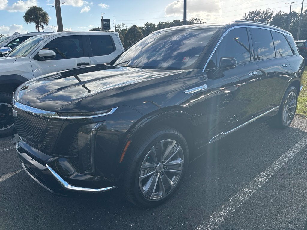 2026 Cadillac VISTIQ Luxury
