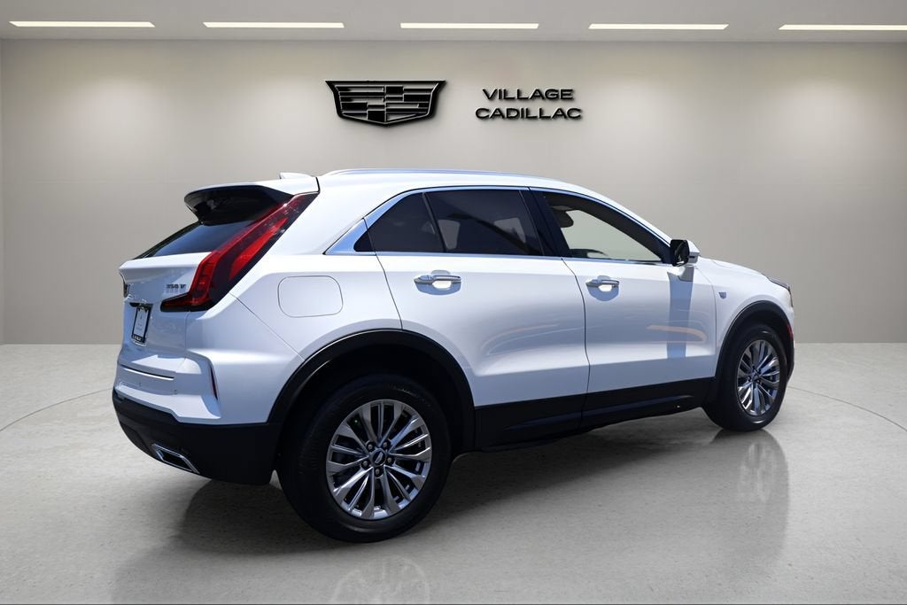 2024 Cadillac XT4 Premium Luxury