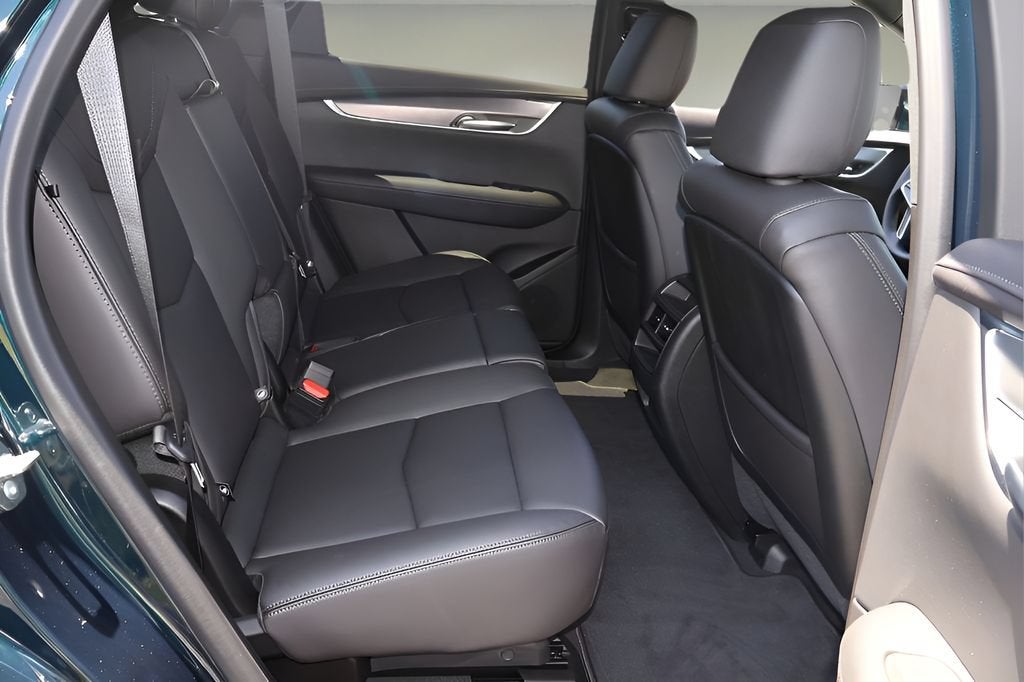 2026 Cadillac XT5 Luxury