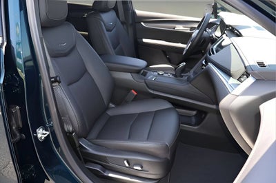 2026 Cadillac XT5 Luxury