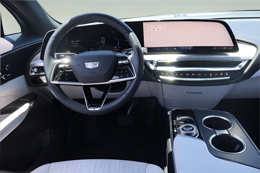 2024 Cadillac LYRIQ Sport 1