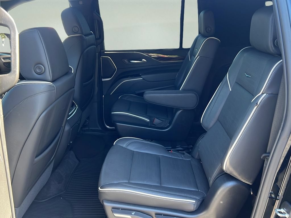 2024 Cadillac Escalade ESV Premium Luxury