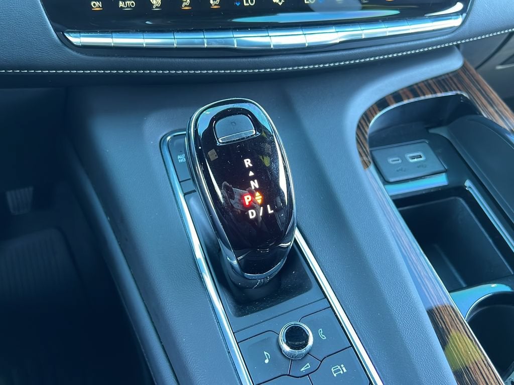 2024 Cadillac Escalade ESV Premium Luxury