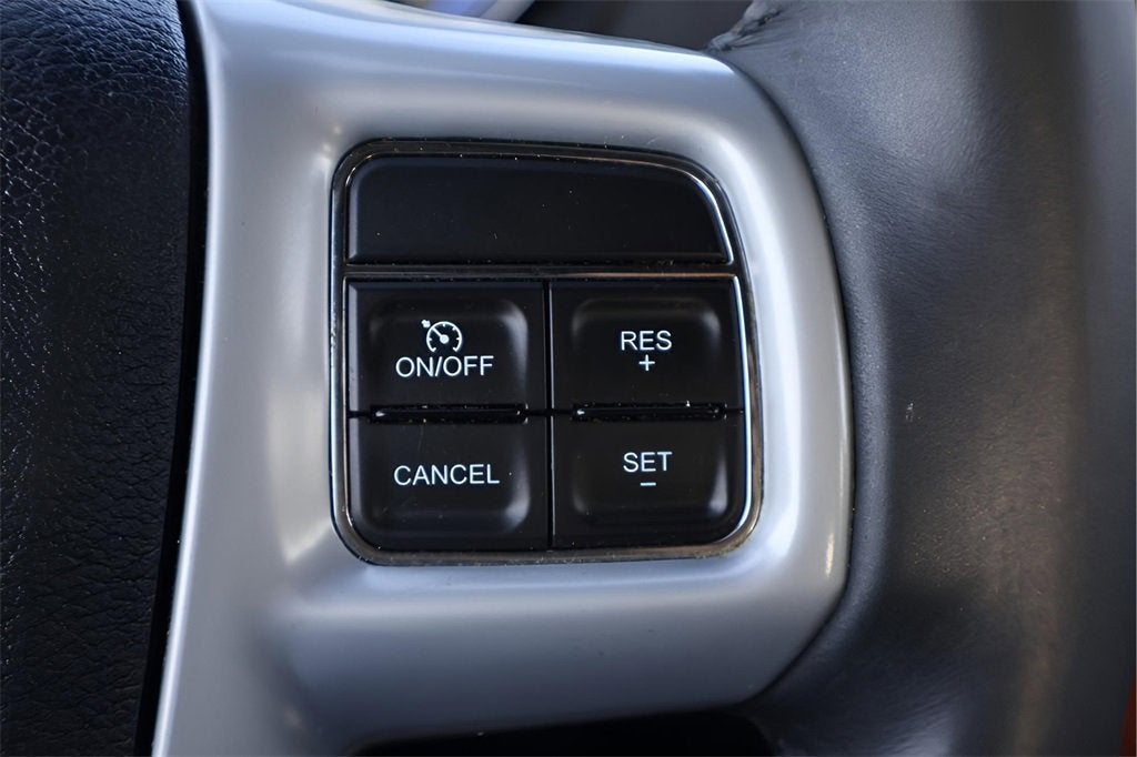 2014 Chrysler 300 BASE