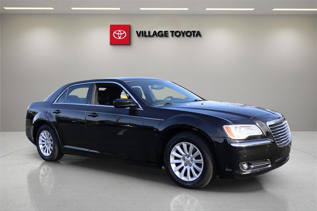 2014 Chrysler 300 BASE
