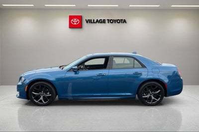 2023 Chrysler 300 Touring L