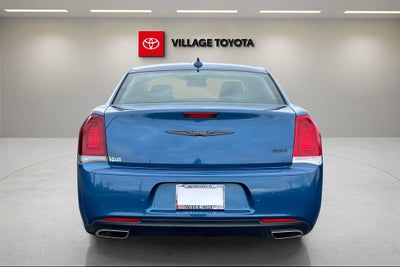 2023 Chrysler 300 Touring L