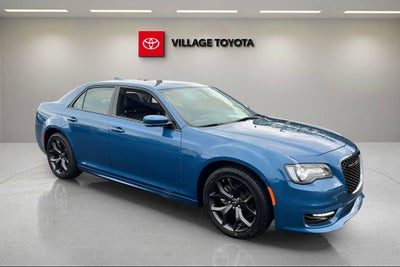 2023 Chrysler 300 Touring L