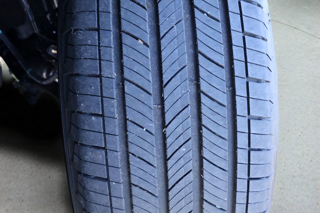 2025 Toyota RAV4 Hybrid XLE Premium