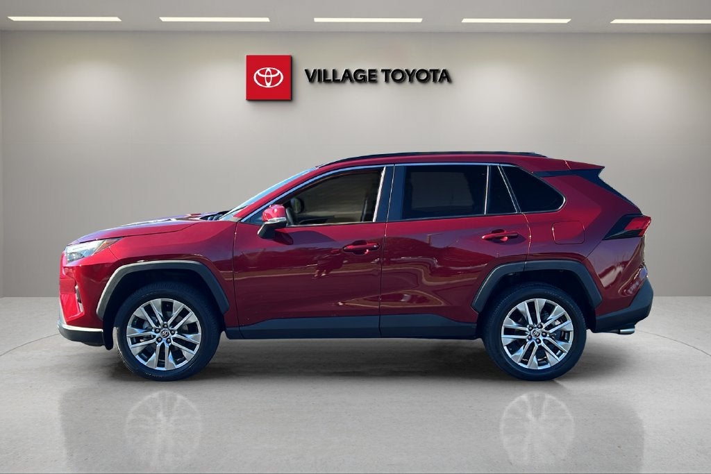 2022 Toyota RAV4 XLE Premium