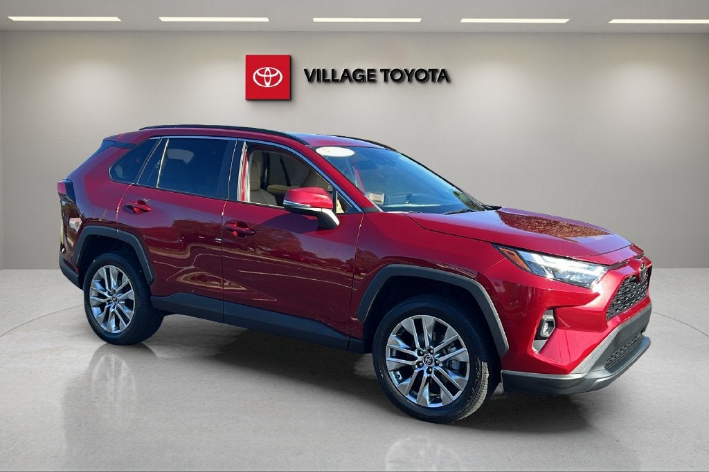 2022 Toyota RAV4 XLE Premium