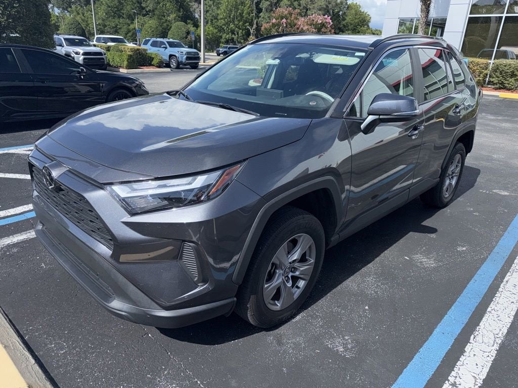 2022 Toyota RAV4 XLE