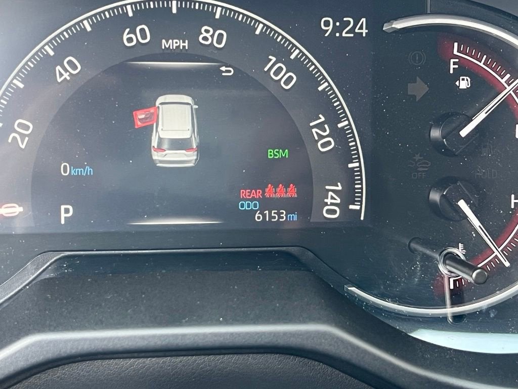 2025 Toyota RAV4 XLE