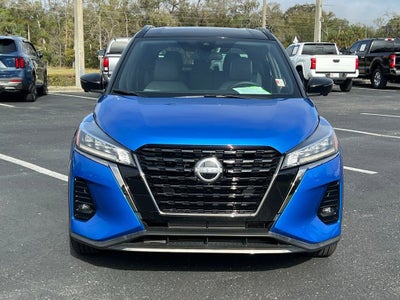 2023 Nissan Kicks SR