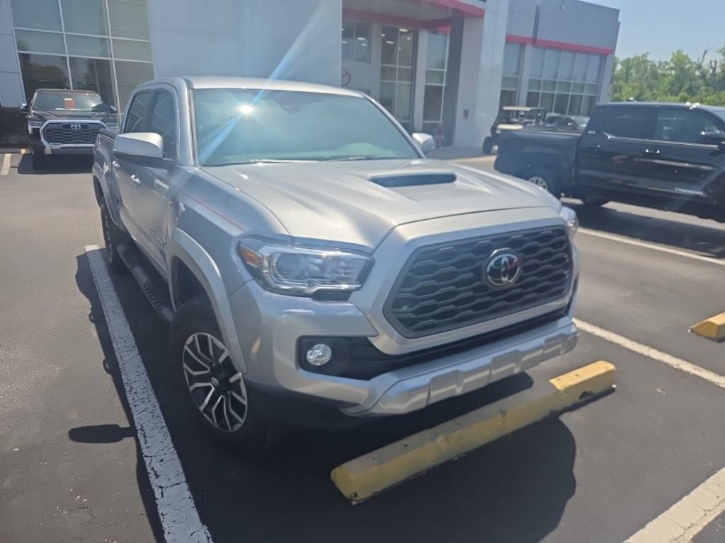 2022 Toyota Tacoma 2WD SR5