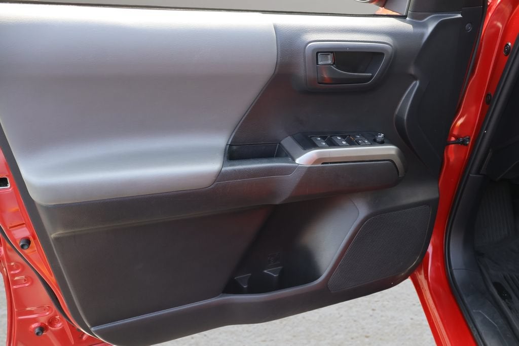 2023 Toyota Tacoma 2WD SR5
